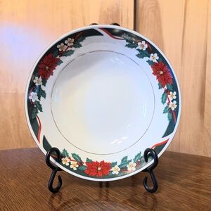 Vintage Tienshan Porcelain "Deck The Halls" Poinsettia 9.5 Inch Serving Bowl🎄